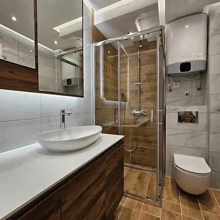 Atelje Lux 21 Apartament *