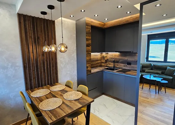 아파트 Atelje Lux 21 즐라티보